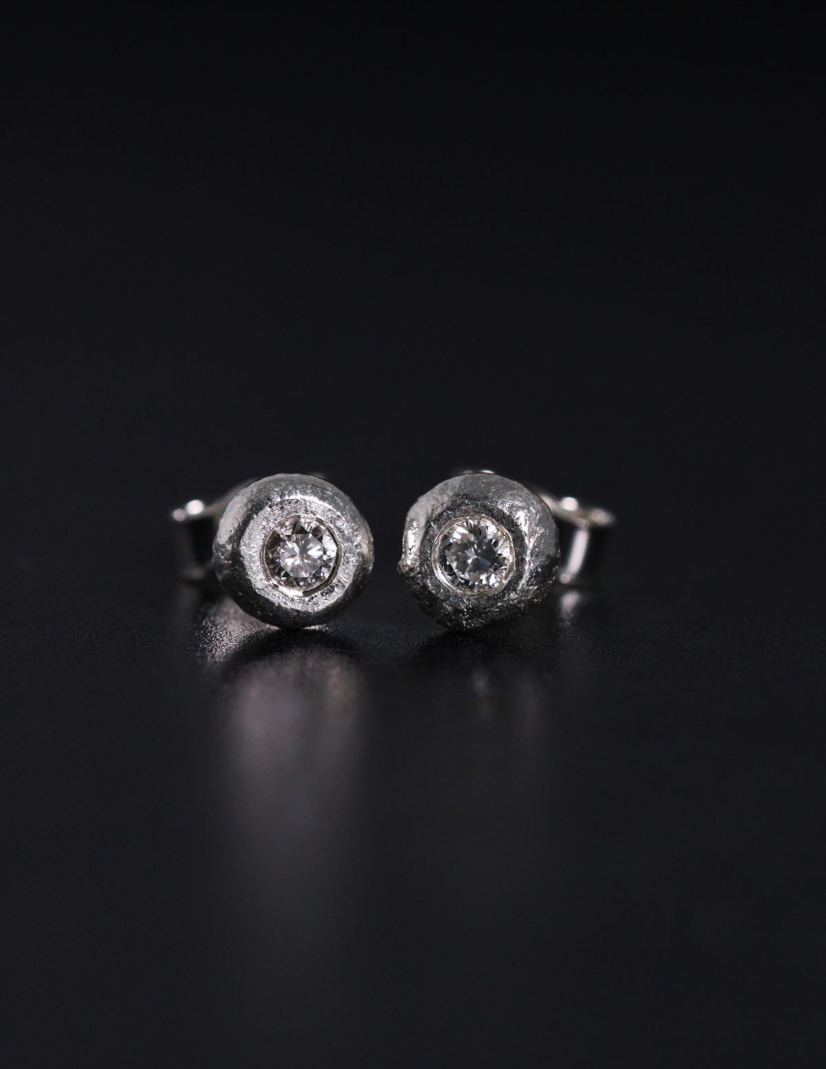 Diamond earrings, diamond studs earrings, diamond silver earrings, diamond stud earrings, sandcast jewellery, sandcast earrings, diamonds